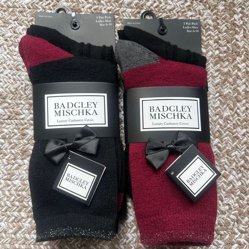 Badgley Mischka Luxury Cashmere Crew Socks 4-Pair Set Women 6-10 black/burgundy
